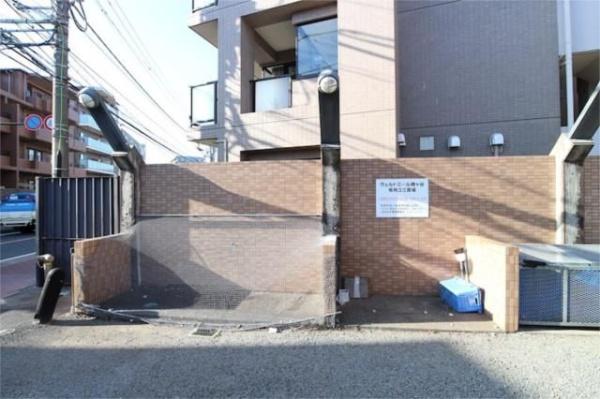川崎市高津区末長１丁目のマンション
