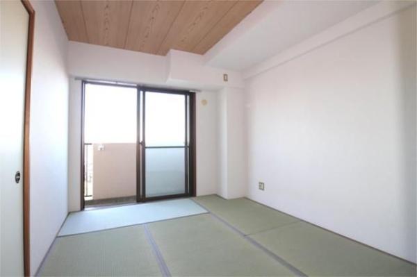 川崎市高津区末長１丁目のマンション