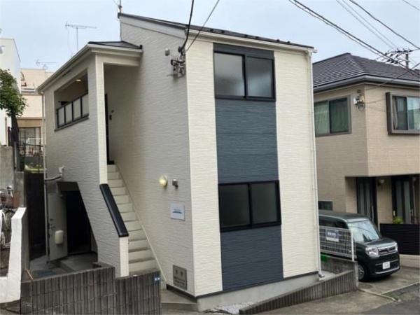 横浜市港北区下田町２丁目のアパート