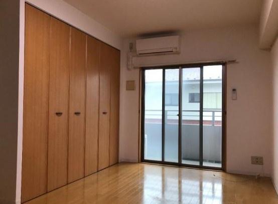 川崎市中原区下新城２丁目のマンション