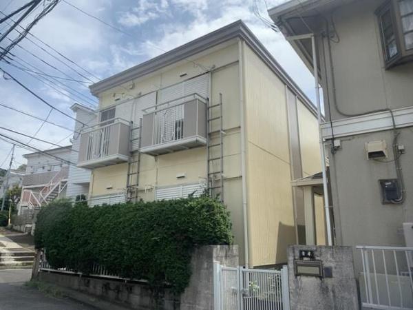 横浜市神奈川区白幡向町のアパート