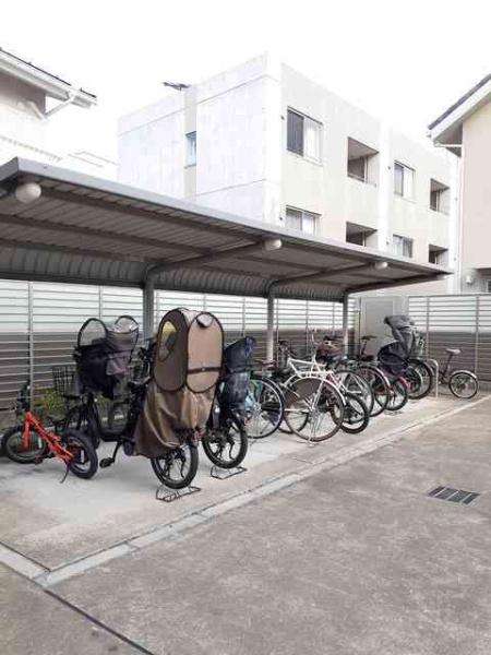 川崎市高津区諏訪３丁目のマンション