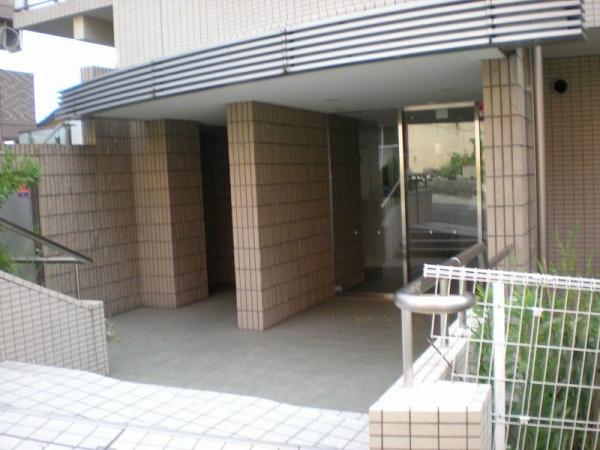 川崎市高津区梶ケ谷３丁目のマンション