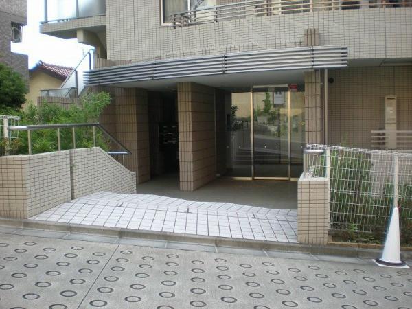 川崎市高津区梶ケ谷３丁目のマンション