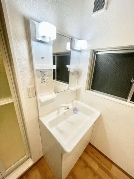 横浜市神奈川区西神奈川３丁目のマンション
