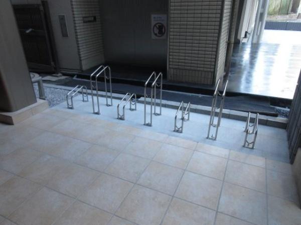 川崎市幸区中幸町４丁目のマンション