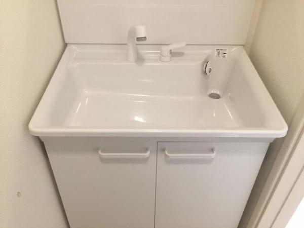 川崎市高津区千年新町のアパート