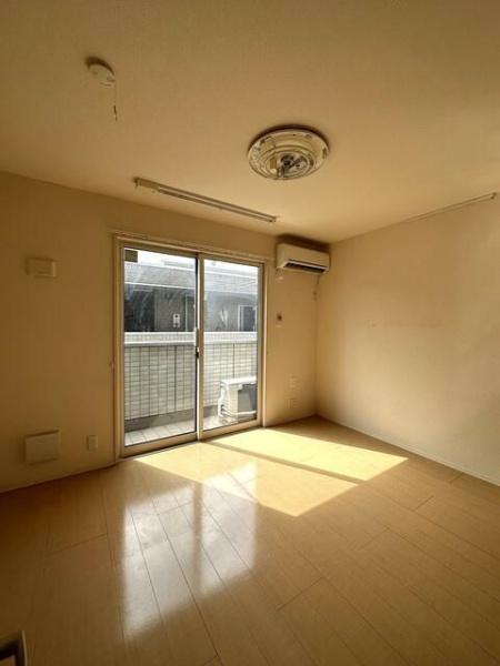 ＬＩＢＥ　ＲＥＳＩＤＥＮＣＩＡ