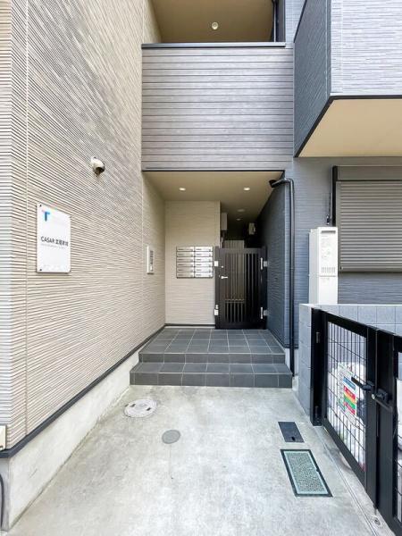 川崎市高津区新作５丁目のアパート