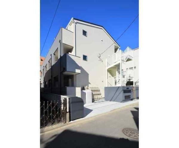 川崎市高津区千年新町のアパート