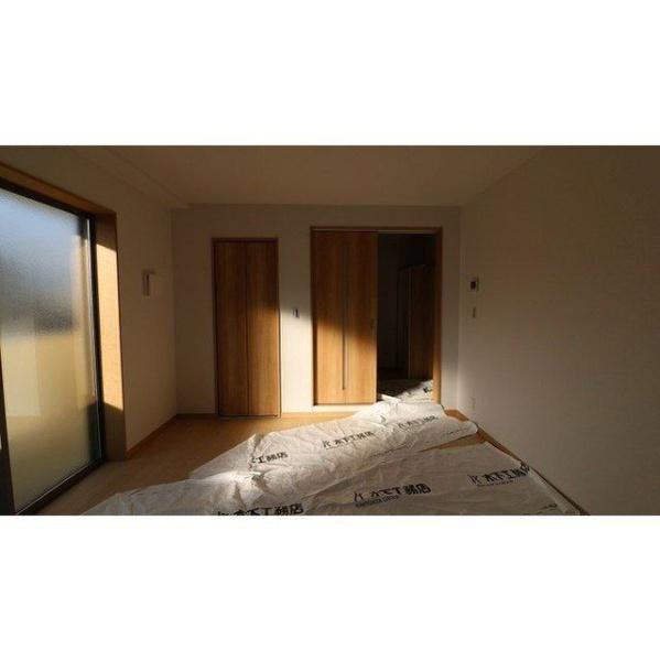 川崎市高津区新作６丁目のマンション