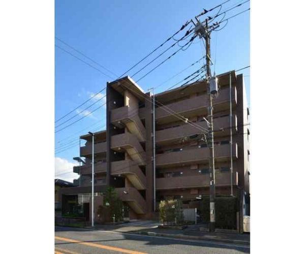 川崎市高津区下作延３丁目のマンション