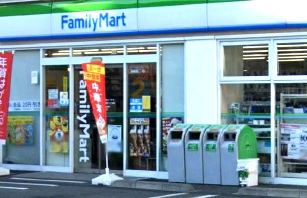 川崎市幸区戸手本町2丁目のアパート(ファミリーマート神明町二丁目店)