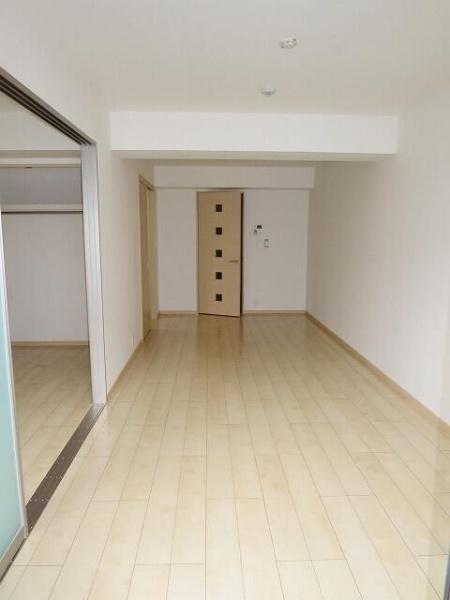 川崎市中原区上小田中１丁目のマンション