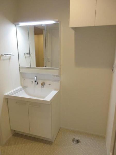 川崎市幸区中幸町４丁目のマンション