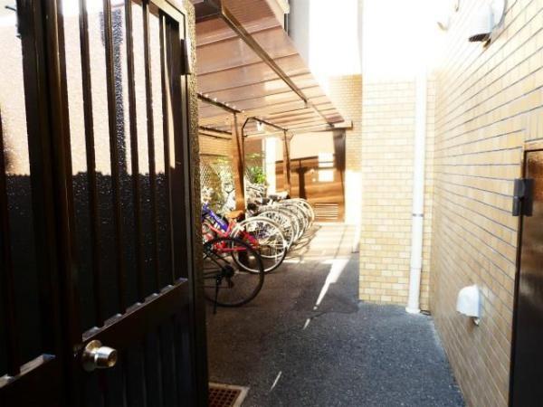 川崎市幸区中幸町４丁目のマンション