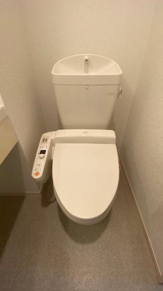 川崎市幸区東古市場のアパート
