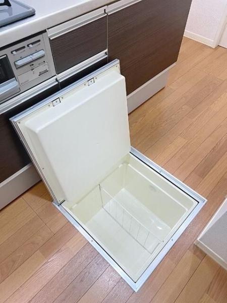 川崎市中原区新丸子東２丁目のマンション