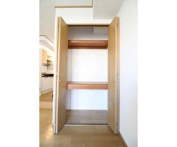 川崎市中原区新丸子町のマンション