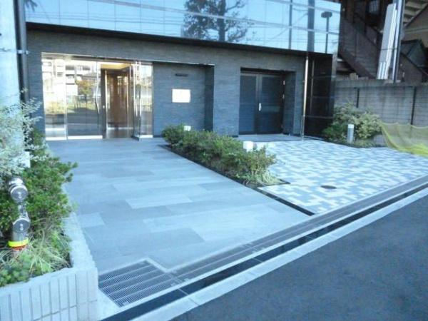 川崎市中原区下新城２丁目のマンション