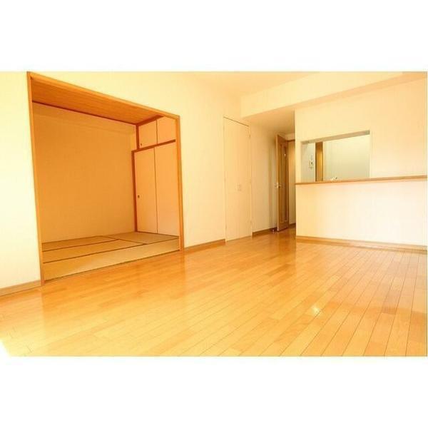 川崎市中原区下小田中２丁目のマンション