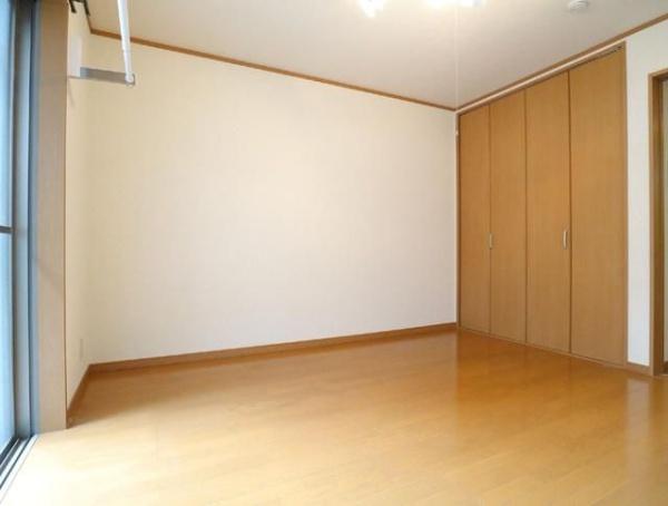 川崎市中原区上平間のアパート