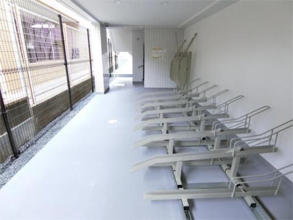 川崎市高津区末長４丁目のマンション