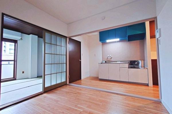川崎市高津区久末のマンション