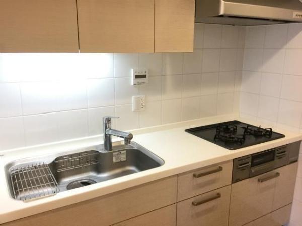 川崎市高津区坂戸１丁目のマンション