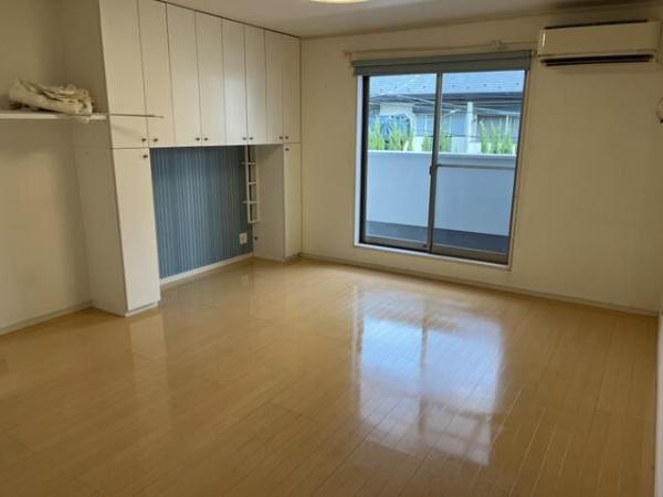 川崎市中原区下沼部の貸家