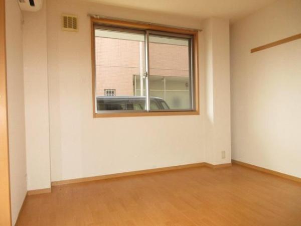 川崎市中原区下小田中３丁目のマンション