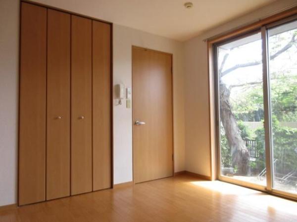 川崎市中原区下小田中３丁目のマンション