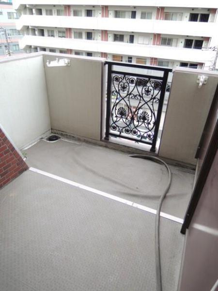 横浜市神奈川区西神奈川３丁目のマンション