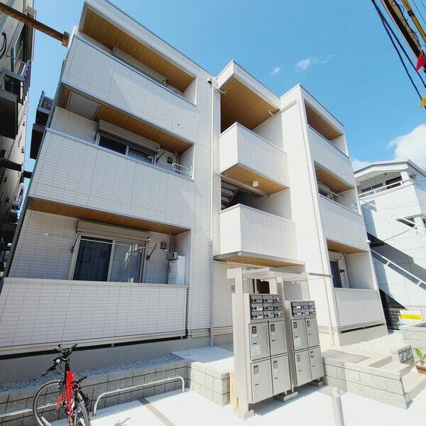 川崎市中原区小杉御殿町２丁目のアパート