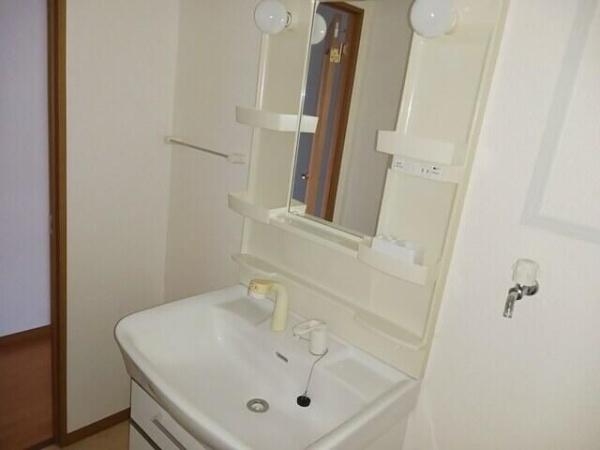 川崎市幸区南加瀬２丁目のマンション