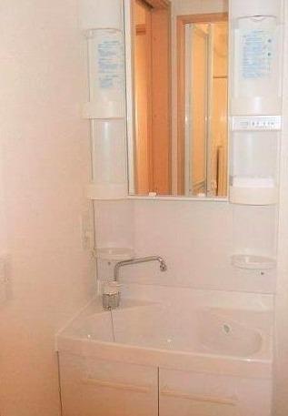 川崎市中原区小杉町２丁目のアパート