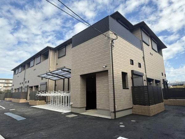 川崎市高津区坂戸２丁目のアパート