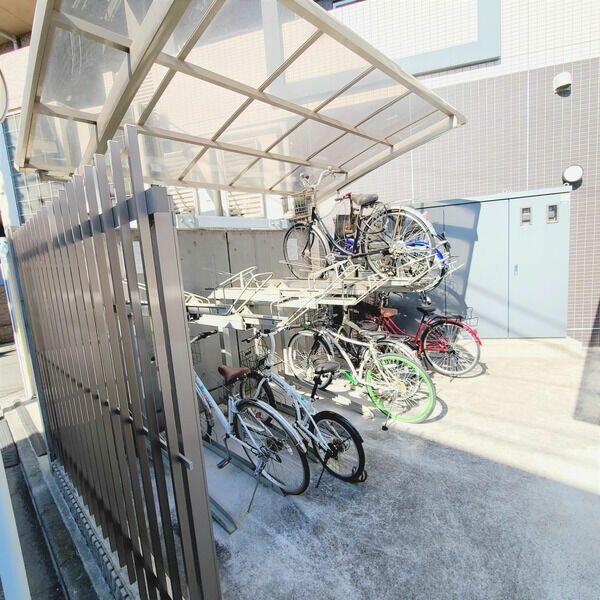 川崎市川崎区貝塚２丁目のマンション