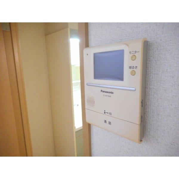 川崎市高津区久地４丁目のアパート