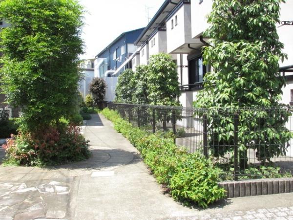 川崎市高津区新作１丁目のアパート