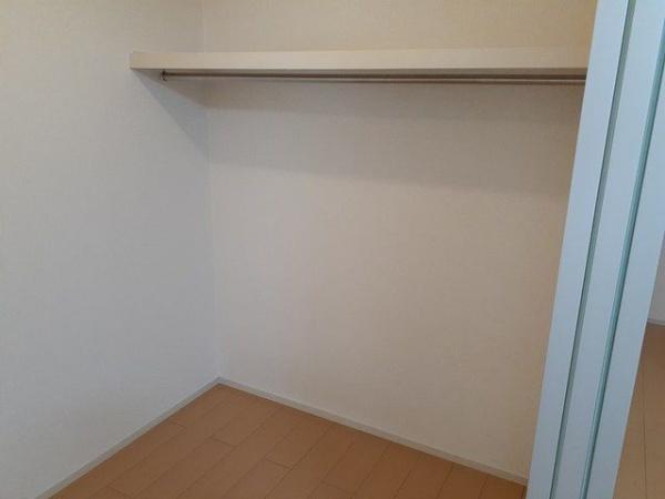 川崎市幸区南加瀬４丁目のアパート