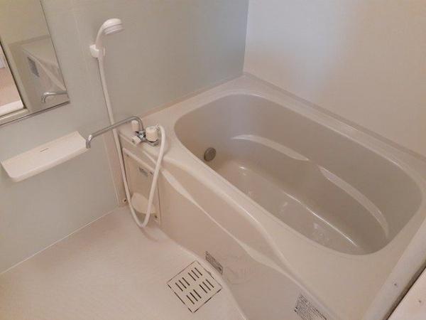川崎市幸区南加瀬４丁目のアパート