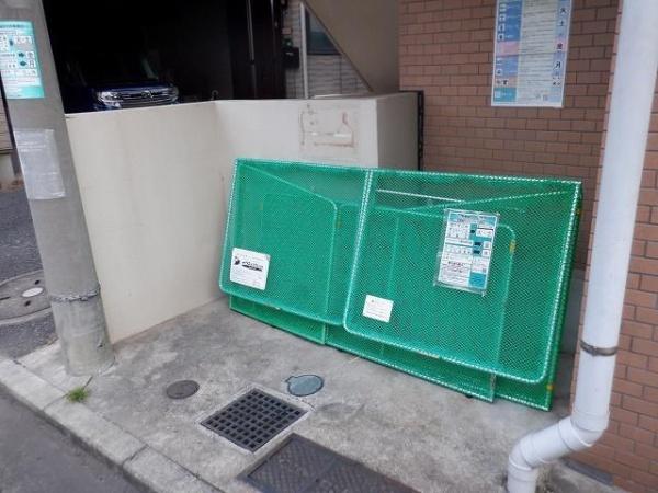 アムール鶴見