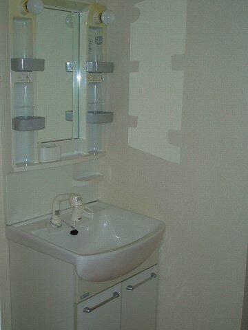 川崎市高津区溝口１丁目のマンション