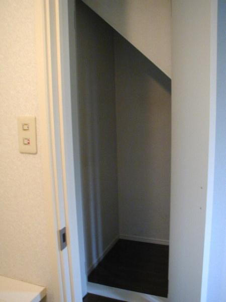 川崎市中原区小杉陣屋町１丁目のテラスハウス