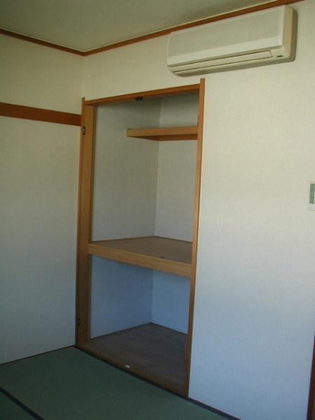 川崎市中原区小杉陣屋町１丁目のテラスハウス