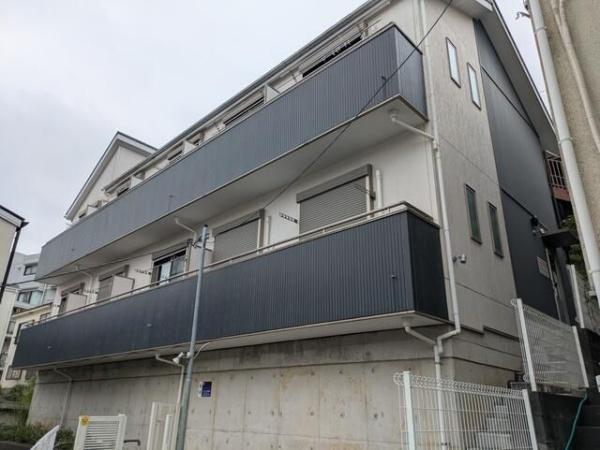 横浜市神奈川区松見町３丁目のアパート