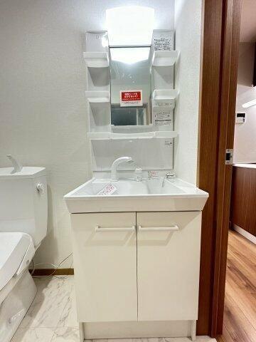 川崎市高津区久地４丁目のアパート