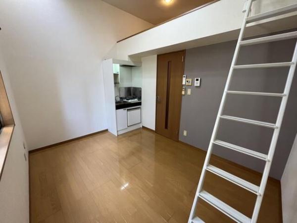 川崎市中原区下小田中６丁目のアパート