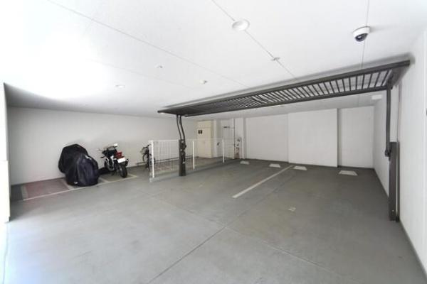 横浜市神奈川区台町のマンション